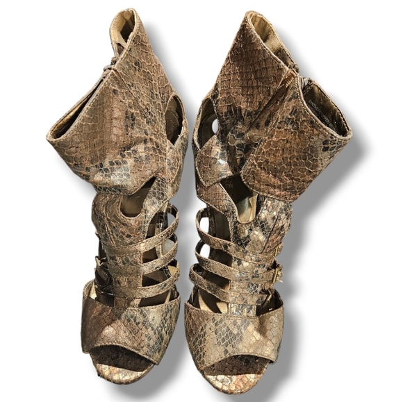 Strappy metallic crocodile print booties - Picture 5 of 5